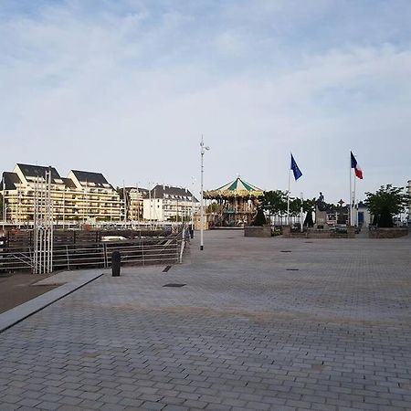 T2 Plein Centre Du Pouliguen, Port Et Plage A Pied เลอปูลีแกน ภายนอก รูปภาพ
